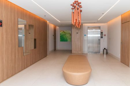 Apartamento à venda com 61m², 2 quartos e 1 vaga Apartamento à venda com 61m², 2 quartos e 1 vagaÁrea Comum - Hall