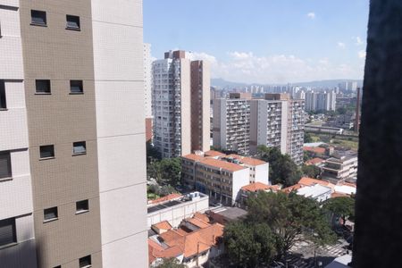 Apartamento à venda com 61m², 2 quartos e 1 vaga Apartamento à venda com 61m², 2 quartos e 1 vagaVista da Janela do Quarto