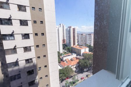 Apartamento à venda com 61m², 2 quartos e 1 vaga Apartamento à venda com 61m², 2 quartos e 1 vagaVista da Janela da Suíte