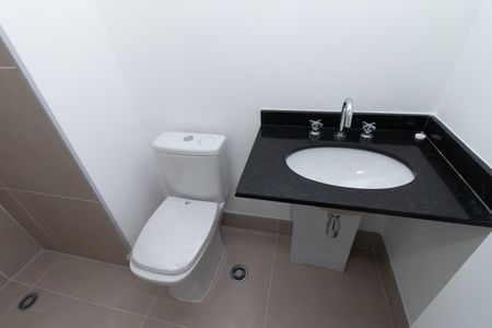 Apartamento à venda com 61m², 2 quartos e 1 vaga Apartamento à venda com 61m², 2 quartos e 1 vagaBanheiro da Suíte