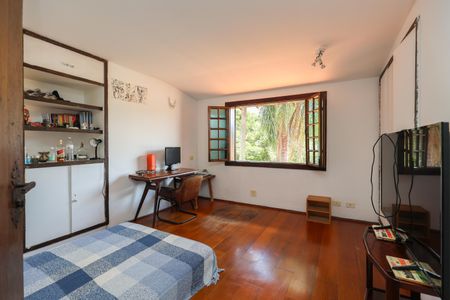 Casa à venda com 264m², 3 quartos e 4 vagasQuarto 2