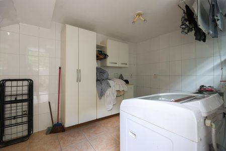 Casa à venda com 264m², 3 quartos e 4 vagasÁrea de Serviço