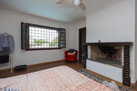 Casa à venda com 264m², 3 quartos e 4 vagasSuíte