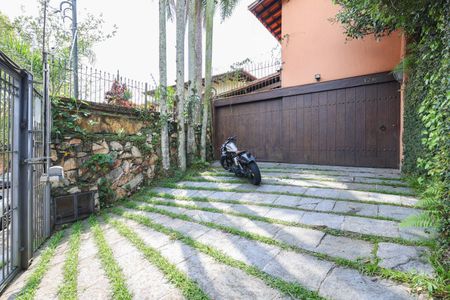 Casa à venda com 264m², 3 quartos e 4 vagasGaragem