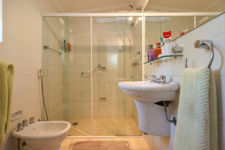 Casa à venda com 264m², 3 quartos e 4 vagasBanheiro