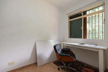 Casa à venda com 264m², 3 quartos e 4 vagasÁrea de Serviço