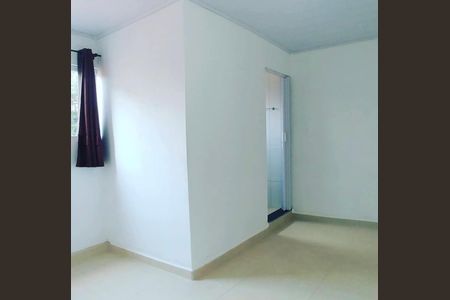 Casa à venda com 200m², 4 quartos e 3 vagas Casa à venda com 200m², 4 quartos e 3 vagasEdícula