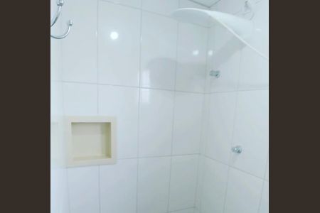 Casa à venda com 200m², 4 quartos e 3 vagas Casa à venda com 200m², 4 quartos e 3 vagasEdícula