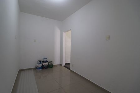 Casa para alugar com 210m², 4 quartos e 5 vagasEdicula- Quarto