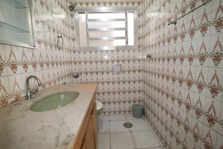 Casa para alugar com 210m², 4 quartos e 5 vagasBanheiro 3