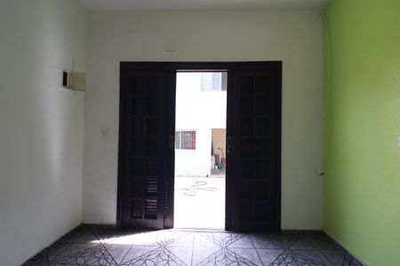 Casa para alugar com 210m², 4 quartos e 5 vagasEdicula- Sala