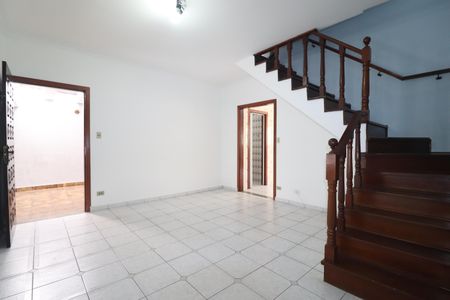 Casa para alugar com 210m², 4 quartos e 5 vagasSala