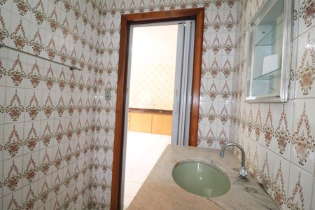 Casa para alugar com 210m², 4 quartos e 5 vagasBanheiro 3