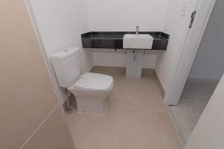 Apartamento à venda com 104m², 3 quartos e 2 vagas Apartamento à venda com 104m², 3 quartos e 2 vagasBanheiro da Suíte 1