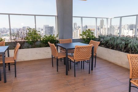 Apartamento à venda com 104m², 3 quartos e 2 vagas Apartamento à venda com 104m², 3 quartos e 2 vagasÁrea comum - Rooftop