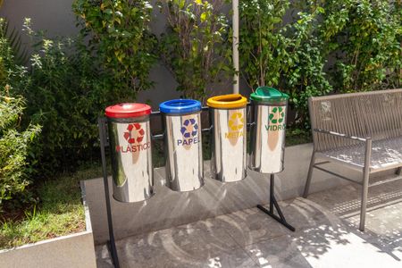 Apartamento à venda com 104m², 3 quartos e 2 vagas Apartamento à venda com 104m², 3 quartos e 2 vagasColeta Seletiva