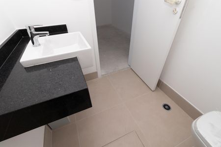 Apartamento à venda com 104m², 3 quartos e 2 vagas Apartamento à venda com 104m², 3 quartos e 2 vagasBanheiro da Suíte 2