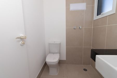 Apartamento à venda com 104m², 3 quartos e 2 vagas Apartamento à venda com 104m², 3 quartos e 2 vagasBanheiro da Suíte 2