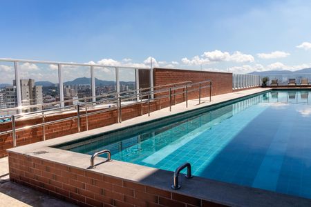 Apartamento à venda com 104m², 3 quartos e 2 vagas Apartamento à venda com 104m², 3 quartos e 2 vagasÁrea comum - Piscina