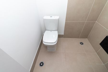 Apartamento à venda com 104m², 3 quartos e 2 vagas Apartamento à venda com 104m², 3 quartos e 2 vagasBanheiro da Suíte 2