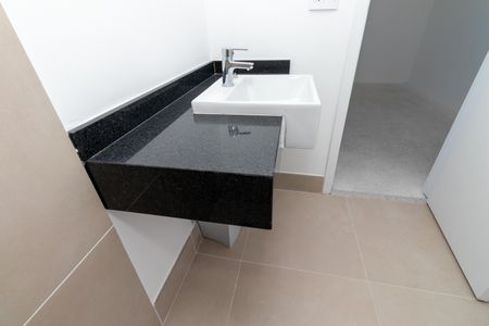 Apartamento à venda com 104m², 3 quartos e 2 vagas Apartamento à venda com 104m², 3 quartos e 2 vagasBanheiro da Suíte 2