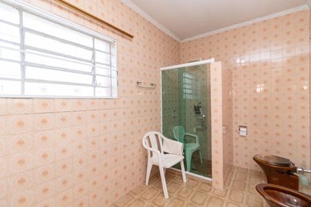 Casa à venda com 272m², 3 quartos e 4 vagas Casa à venda com 272m², 3 quartos e 4 vagasBanheiro 1