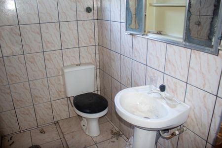 Casa para alugar com 60m², 2 quartos e sem vagaBanheiro