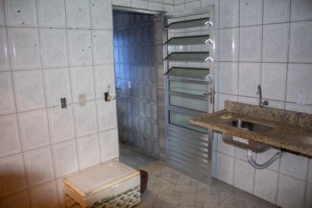 Casa para alugar com 60m², 2 quartos e sem vagaCozinha