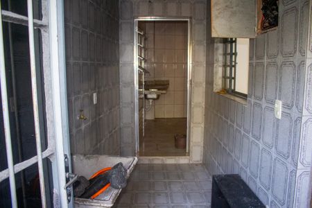 Casa para alugar com 60m², 2 quartos e sem vagaÁrea de serviço