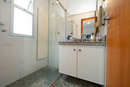 Apartamento à venda com 98m², 2 quartos e 1 vagaBANHEIRO1