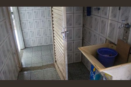Casa para alugar com 35m², 2 quartos e sem vagaÁrea de serviço