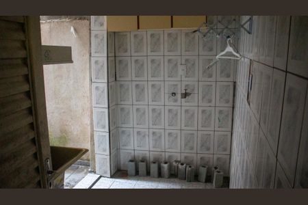 Casa para alugar com 35m², 2 quartos e sem vagaÁrea de serviço