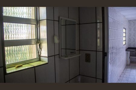 Casa para alugar com 35m², 2 quartos e sem vagaBanheiro