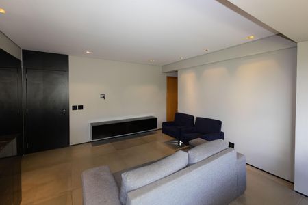 Apartamento para alugar com 77m², 2 quartos e 2 vagas Apartamento para alugar com 77m², 2 quartos e 2 vagasSala de TV