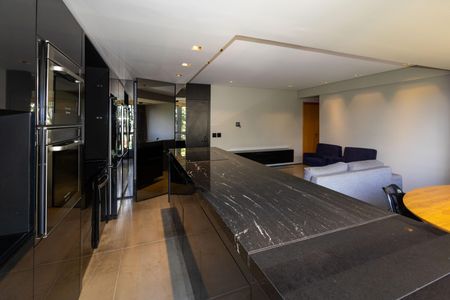 Apartamento para alugar com 77m², 2 quartos e 2 vagas Apartamento para alugar com 77m², 2 quartos e 2 vagasCozinha