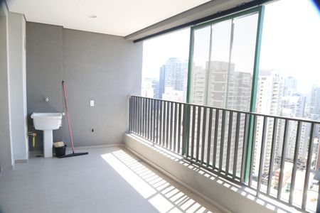 Apartamento para alugar com 68m², 2 quartos e 1 vagaVaranda