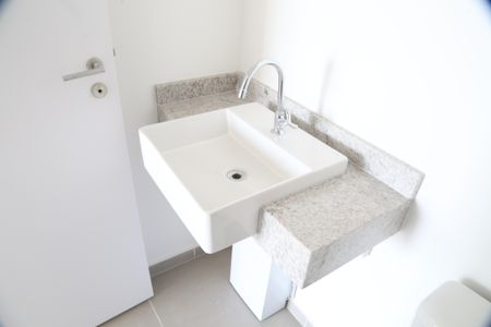 Apartamento para alugar com 68m², 2 quartos e 1 vagaBanheiro 1