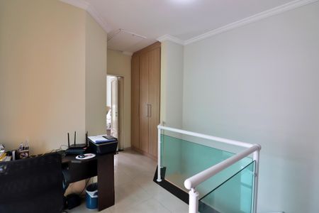 Casa à venda com 226m², 3 quartos e 6 vagasHall dos Quartos 