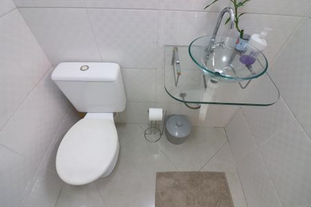 Casa à venda com 226m², 3 quartos e 6 vagasLavabo 