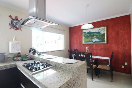 Casa à venda com 226m², 3 quartos e 6 vagasCopa e Cozinha 