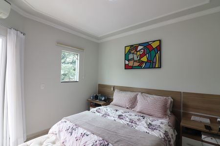 Casa à venda com 226m², 3 quartos e 6 vagasSuíte 1