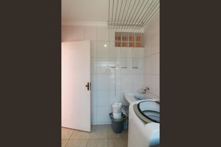 Casa à venda com 226m², 3 quartos e 6 vagasÁrea de Serviço