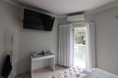 Casa à venda com 226m², 3 quartos e 6 vagasSuíte 1