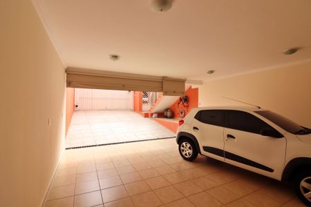Casa à venda com 226m², 3 quartos e 6 vagasGaragem