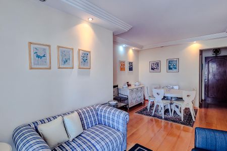 Apartamento para alugar com 92m², 2 quartos e 1 vaga Apartamento para alugar com 92m², 2 quartos e 1 vagaSala