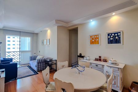 Apartamento para alugar com 92m², 2 quartos e 1 vaga Apartamento para alugar com 92m², 2 quartos e 1 vagaSala