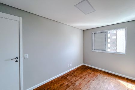 Apartamento à venda com 69m², 2 quartos e 1 vagaQuarto 2 - Suíte