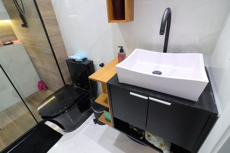 Apartamento à venda com 65m², 2 quartos e 1 vagaBanheiro da Suíte 1