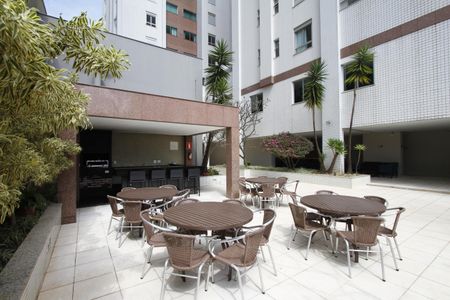 Apartamento à venda com 97m², 2 quartos e 1 vagaÁrea comum