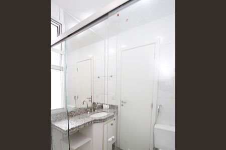 Apartamento à venda com 97m², 2 quartos e 1 vagaBanheiro da Suíte 2